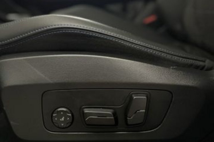 BMW X1 X1 xDrive 23 i M SPORT PANO+H/K+MEMO+MASSAGE+ACC