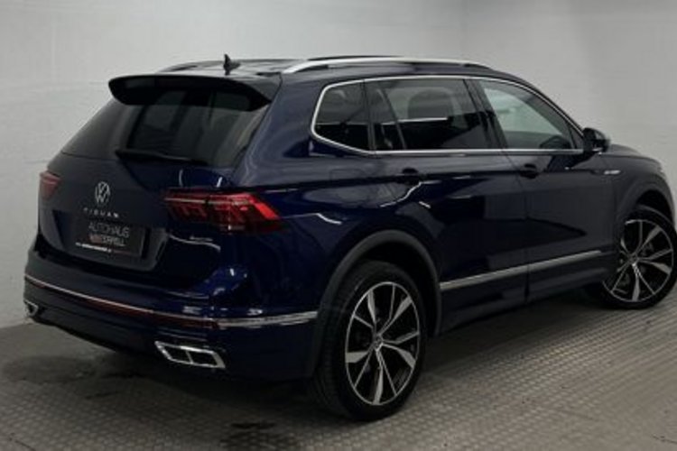 Volkswagen Tiguan Allspace Tiguan Allspace 2.0 TSI 4M R-LINE 7SITZ+PANO+AHK