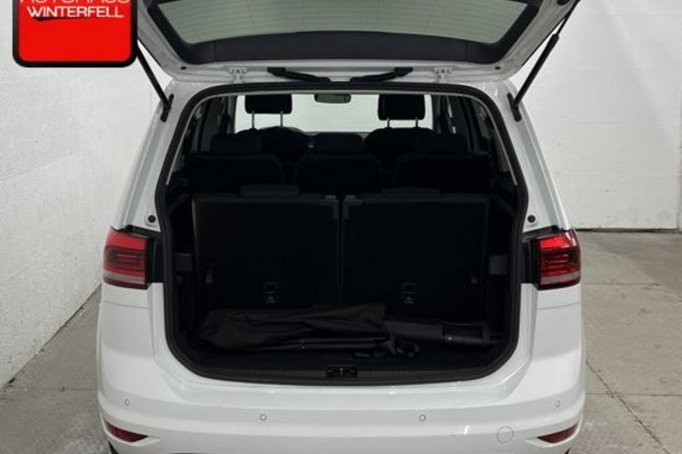 Volkswagen Touran Touran 2.0 TDI 7SITZ+PANO+AHK+STANDHEIZUNG+KAMER