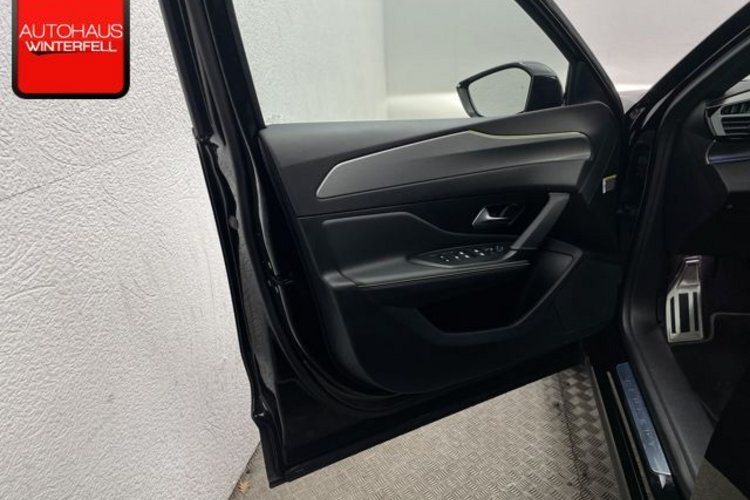 Peugeot 408 408 HYBRID 136 e-DSC6 GT PANO+MEMO+360+3D-TACHO+