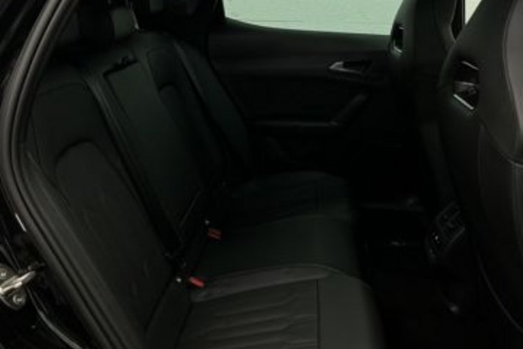 Cupra Formentor Formentor VZ5 2.5 TSI 4D CARBON PANO+MEMO+360+