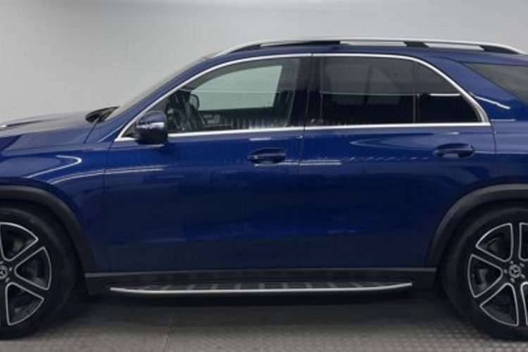 Mercedes-Benz GLE 400 GLE 400 d 4M 7SITZ+PANO+LUFT+22Z+MASSAGE+TRITT+