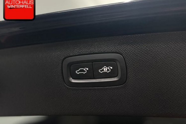 Volvo XC90 XC90 T8 INSCRIPTION RECH AWD 7SITZ+PANO+LUFT+360