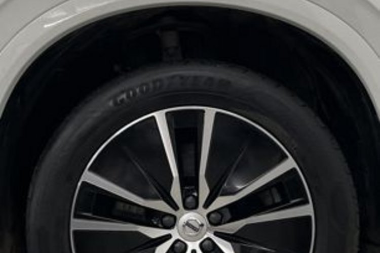 Volvo XC90 XC90 T8 AWD Rech. R-Design 7SITZ+PANO+HUD+KAMERA