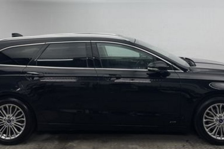 Ford Mondeo Mondeo Turnier 2.0 Titanium AWD PANO+KAMERA+LED+