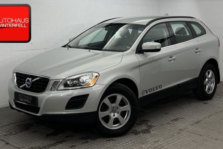 Volvo XC60 XC60 D4 AWD BI-XENON+MEMO+RTI-NAVI+TEMPOMAT+