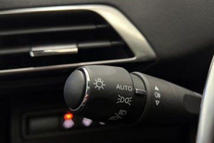 Peugeot 3008 3008 PureTech 130 EAT8 GT BLACK PANO+360+ACC+LED