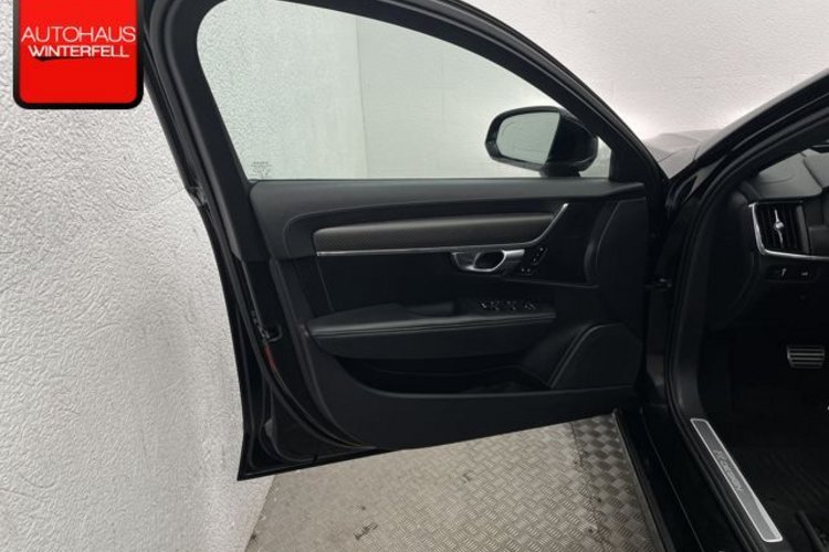 Volvo V90 V90 T5 R-DESIGN CARBON PANO+AHK+LUFT+HUD+360+LED