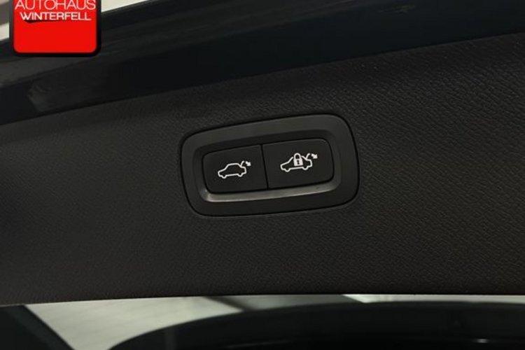 Volvo XC90 XC90 T8 AWD Recharge INSCRIPTION 7SITZ+PANO+LUFT