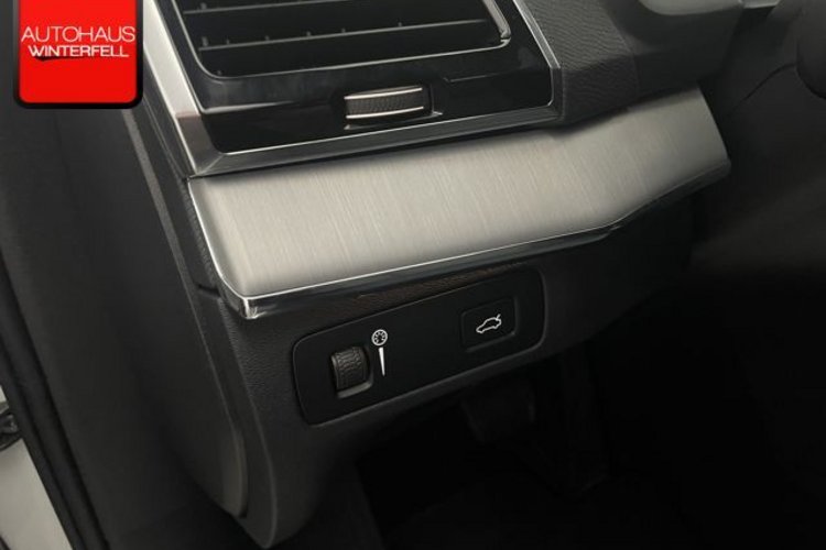 Volvo XC90 XC90 B5 AWD PRO 7SITZ+PANO+STANDHEIZUNG+VOLL-LED