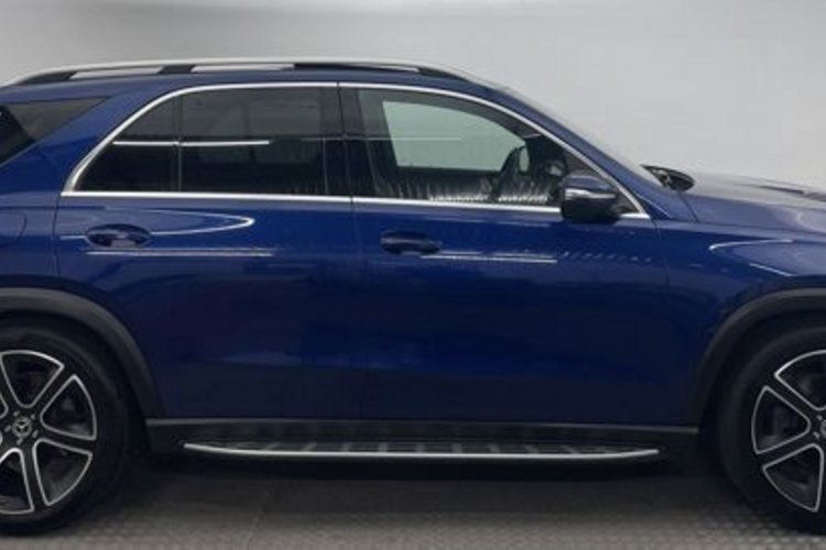 Mercedes-Benz GLE 400 GLE 400 d 4M 7SITZ+PANO+LUFT+22Z+MASSAGE+TRITT+