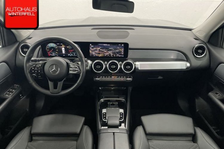 Mercedes-Benz GLB 200 GLB 200 7SITZ+PANO+AHK+MEMO+KAMERA+DISTRONIC+