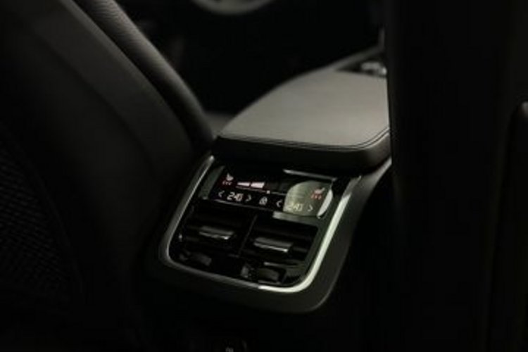 Volvo V90 Cross Country V90 Cross Country B5 Ultimate AWD PANO+STANDHEIZ