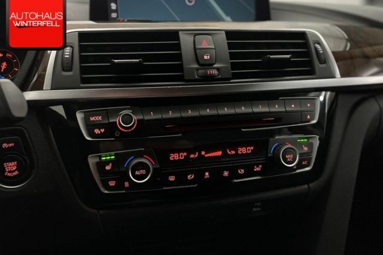 BMW 330 330 d Touring Luxury Line AHK+ADAP-LED+KAMERA+