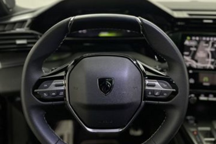 Peugeot 408 408 HYBRID 136 e-DSC6 GT PANO+MEMO+360+3D-TACHO+