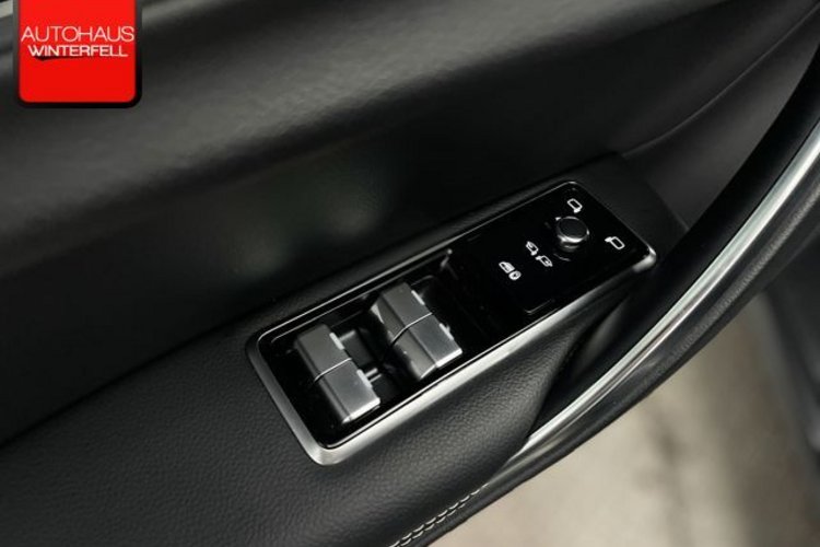 Jaguar XF XF SPORTBRAKE R-DYNAMIC BLACK AWD AHK+KEYLESS+
