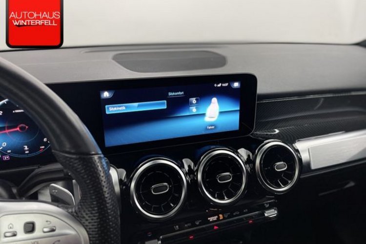 Mercedes-Benz GLB 200 GLB 200 d AMG LINE 7SITZ+PANO+DIGITAL+KAMERA+LED