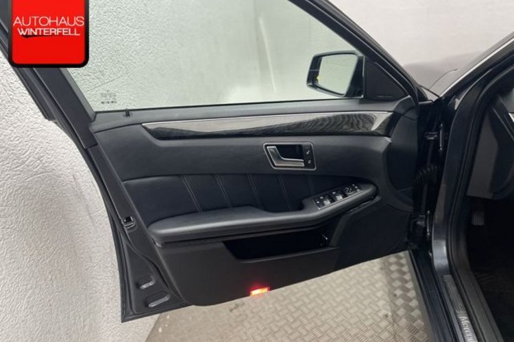 Mercedes-Benz E 220 E 220 T CDI AVANTGARDE GSD+TV-TUNER+H/K+DISTRONI
