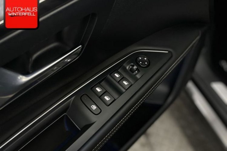 Peugeot 5008 5008 Hybrid 136 e-DSC GT BLACK TONE 7SITZ+PANO+