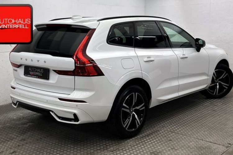 Volvo XC60 XC60 B5 B AWD R-DESIGN HUD+AHK+MEMORY+GOOGLE+LED