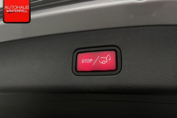 Mercedes-Benz GLC 300 GLC 300 e 4M AVANTGARDE MEMO+MASSAGE+BURMESTER+