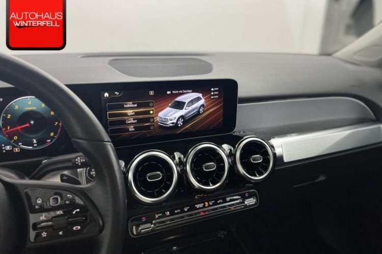 Mercedes-Benz GLB 200 GLB 200 7SITZ+PANO+AHK+MEMO+KAMERA+DISTRONIC+