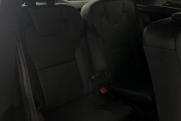 Volvo XC90 XC90 T8 AWD Recharge RDesign 7SITZ+AHK+KEYLESS+