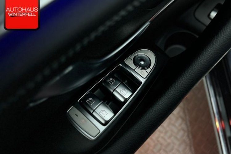 Mercedes-Benz E 300 E 300 d 4M T EXCLUSIVE KAMERA+LED+NAVI+CARPLAY+