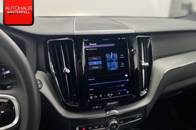 Volvo XC60 XC60 B4 AWD PLUS DARK PANO+AHK+MEMORY+H&amp;K+LED+