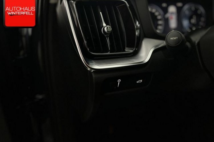 Volvo V60 Cross Country V60 CC B4 D AWD PANO+VOLL-LED+HARMAN/K+KAMERA+