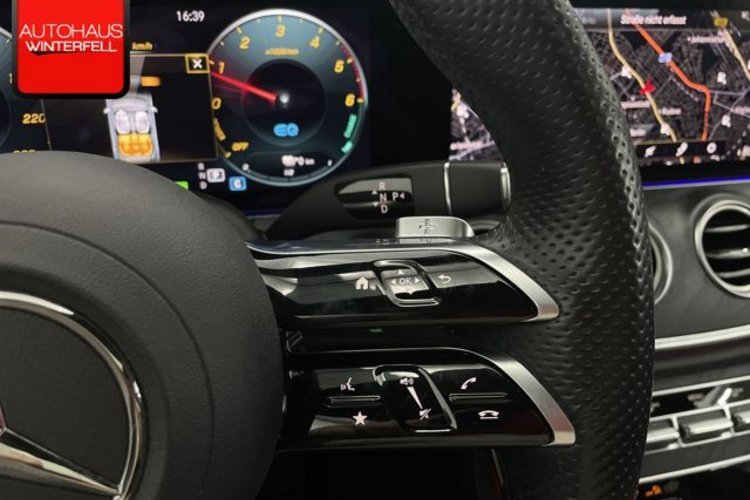 Mercedes-Benz E 300 E 300 de T 4M AMG NIGHT PANO+AHK+HUD+DISTRONIC+