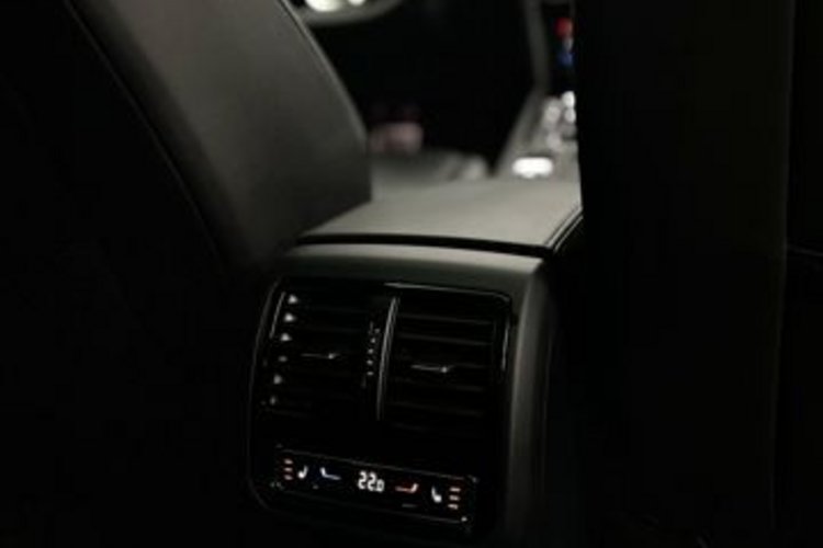 Volkswagen Arteon Arteon 2.0 TDI 4M Elegance PANO+AHK+360+HUD+DCC+