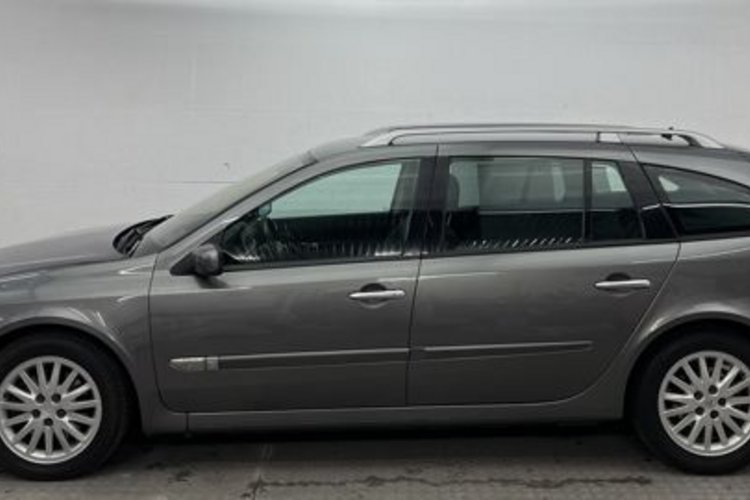 Renault Laguna Laguna Grandtour II Dynamique XENON+CABASSE+NAVI