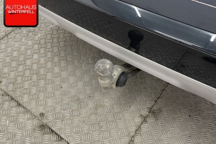 BMW X1 X1 xDrive23d xLine M-LENKRAD+PANO+AHK+MEMO+ACC