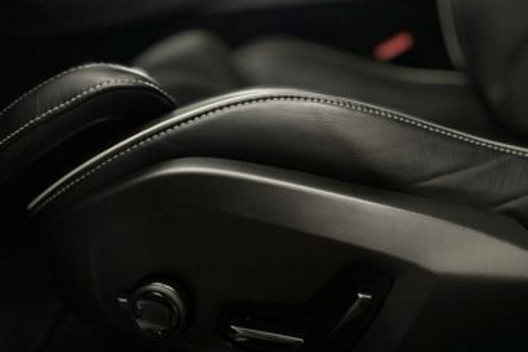 Volvo V90 V90 T8 R-DESIGN RECH AWD PANO+AHK+B&amp;W+STANDHZG+