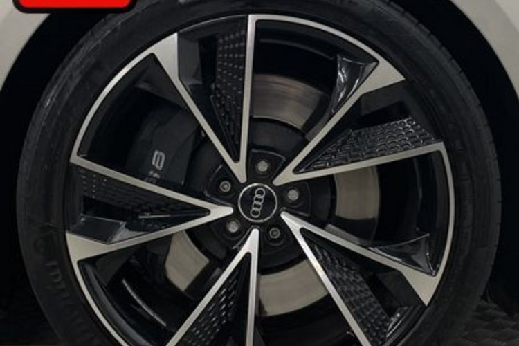 Audi S8 S8 4.0 TFSI Qu CARBON ESD+AHK+HUD+BOSE+MATRIX+