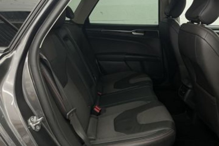 Ford Mondeo Mondeo Turnier 2.0 TDCi ST-Line LED+MEMORY+NAVI+