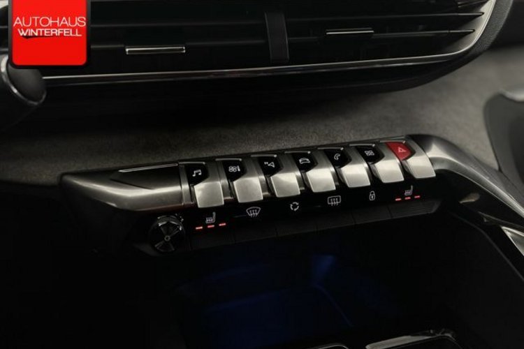 Peugeot 5008 5008 Hybrid 136 e-DSC GT BLACK TONE 7SITZ+PANO+