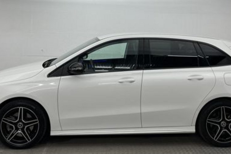Mercedes-Benz B 250 B 250 e AMG NIGHT CARBON KAMERA+DIGITAL+LED+MBUX
