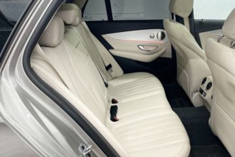 Mercedes-Benz E 300 E 300 de 4M AVANTGARDE PANO+HUD+360+BURMSTER+DAB