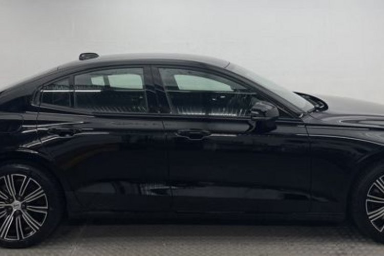 Volvo S60 S60 T8 R-DESIGN RECH AWD LED+H/K+KEYLESS+KAMERA+