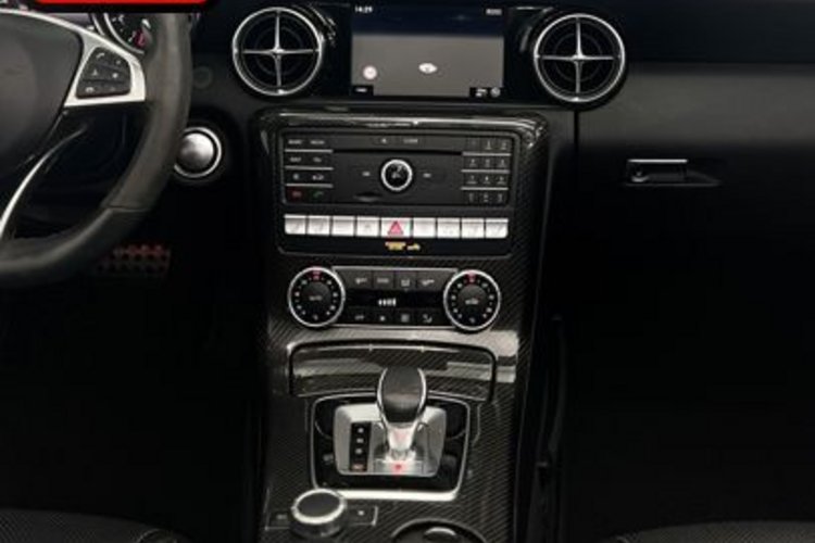 Mercedes-Benz SLC 43 AMG SLC 43 AMG PERFOR CARBON KAMERA+MEMO+KEYLESS