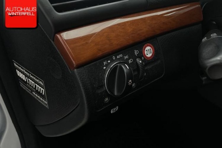 Mercedes-Benz E 200 E 200 Kompressor PDC+2-ZONEN+SITZHEIZ+TEMPOMAT+