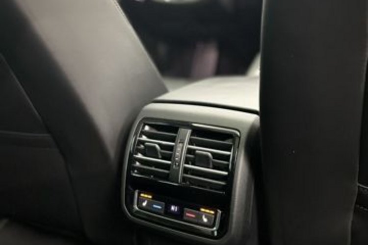 Volkswagen Passat Variant Passat Variant 2.0 TDI 4M R-Line PANO+STANDHZG+