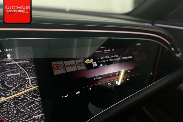 Mercedes-Benz E 300 E 300 e T AMG LINE PREMIUM PLUS PANO+SUPER+HUD+
