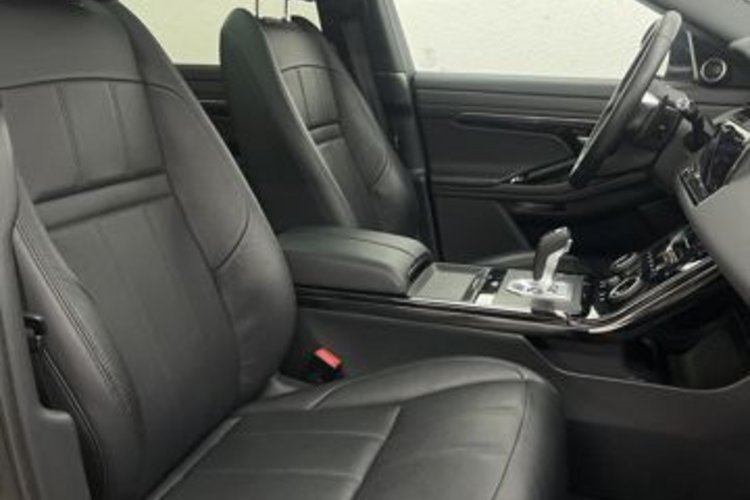 Land Rover Range Rover Evoque Range Rover Evoque D180 R-DYNAMIC PANO+AHK+KAMER
