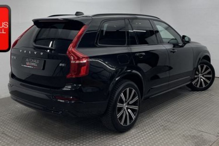 Volvo XC90 XC90 B5 D PLUS DARK AWD 7SITZ+PANO+AHK+360+MEMO+