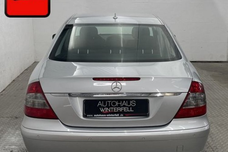 Mercedes-Benz E 200 E 200 Kompressor PDC+2-ZONEN+SITZHEIZ+TEMPOMAT+