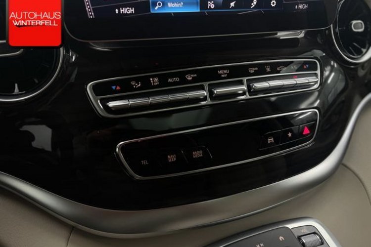 Mercedes-Benz V 300 V 300 d 4M LANG AMG NIGHT 7SITZ+PANO+AHK+STANDH+