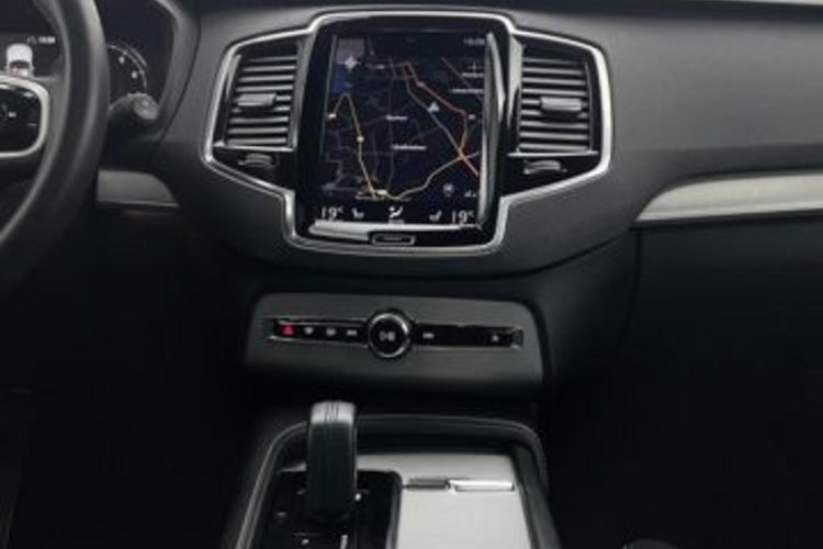 Volvo XC90 XC90 B5 B AWD PANO+AHK+LUFT+360+HUD+H/K+MEMORY+